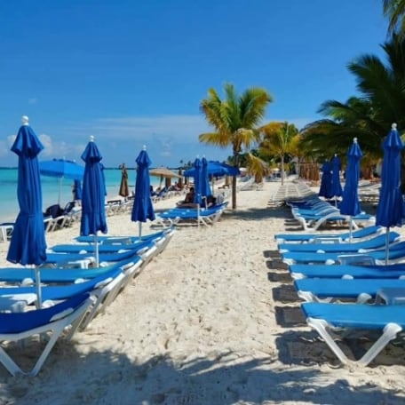 Beach loungers and palapas Playa Norte